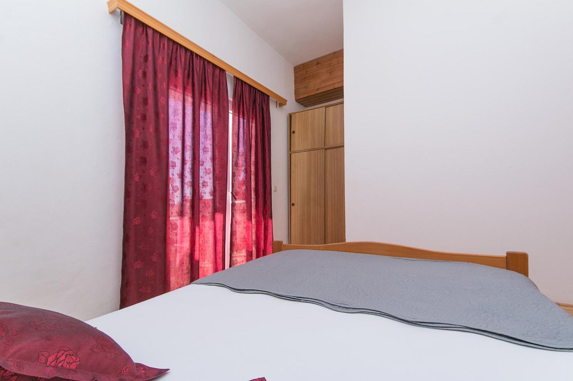 Apartments By The Sea Zivogosce - Blato, Makarska - 1057 Blato  Room photo